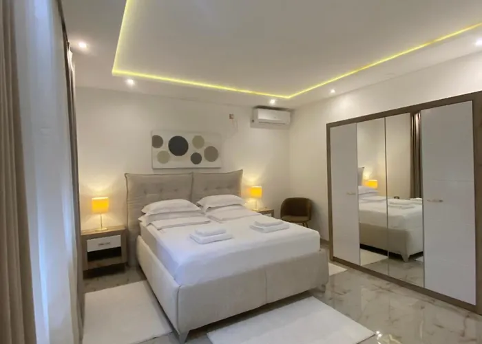 Beige Harmony * Σμεντέρεβο